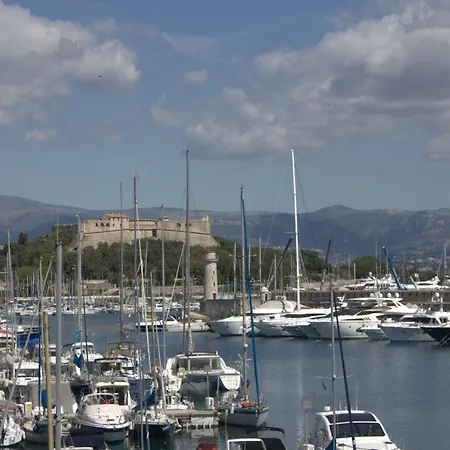 Appartement Vieille Antibes- Marche' Provencal Antibes