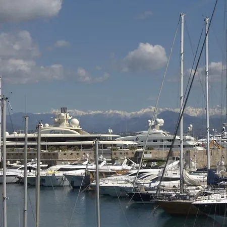 Appartement Vieille Antibes- Marche' Provencal *