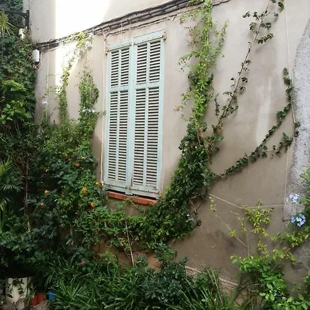Appartement Vieille Antibes- Marche' Provencal