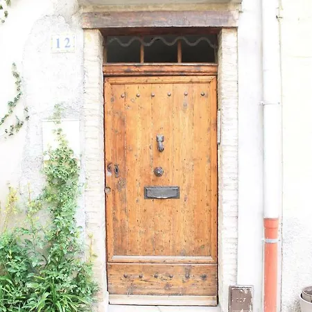 Vieille Antibes- Marche' Provencal Appartement