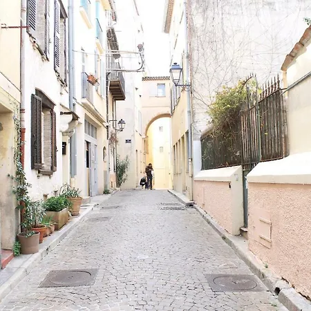 Vieille Antibes- Marche' Provencal Appartement *