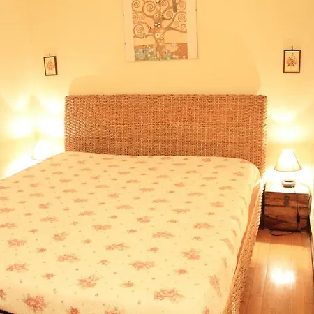 Vieille Antibes- Marche' Provencal Appartement